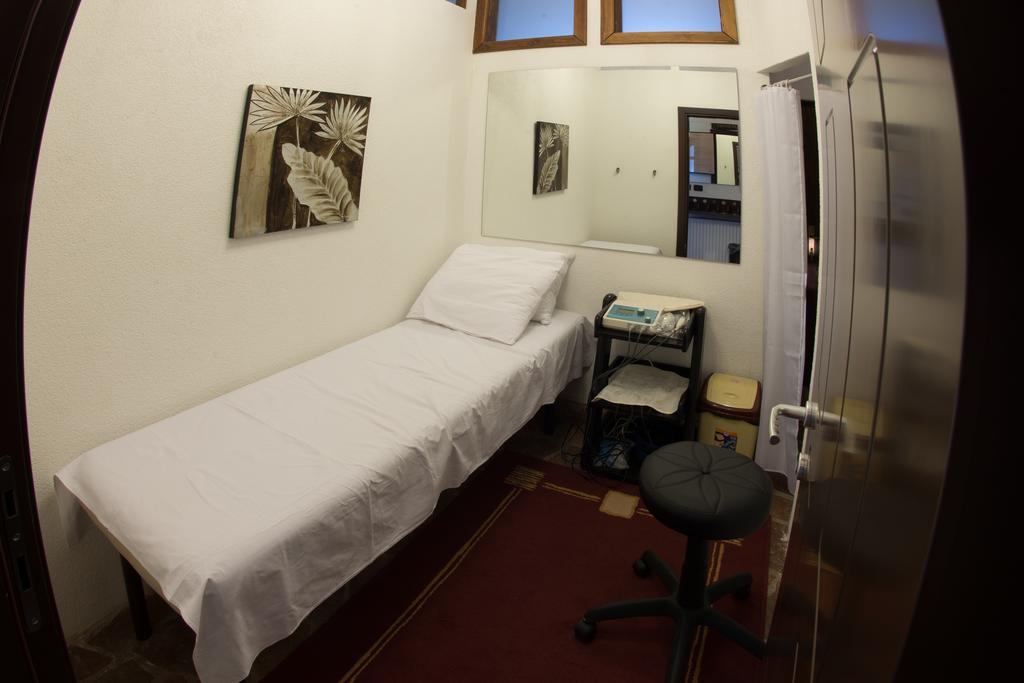 Hotel Manastir Берово Экстерьер фото